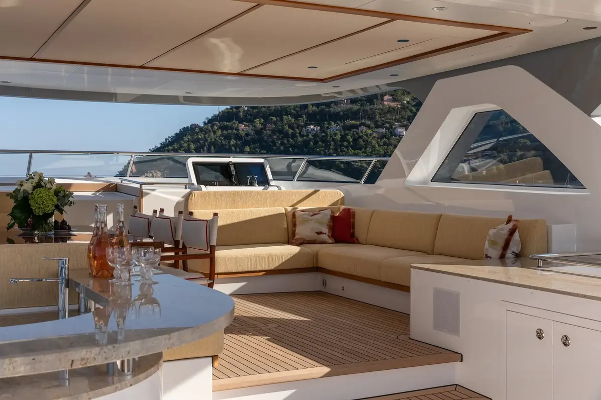 Seaflower Sundeck
