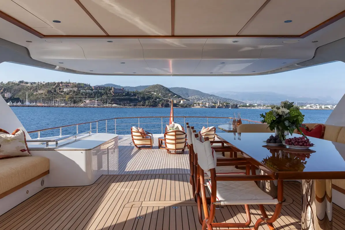 Seaflower Sundeck 2